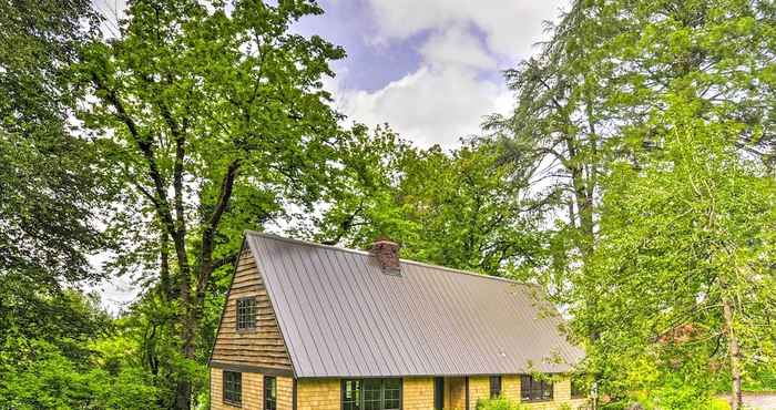 Lain-lain Peaceful + Elegant Cottage w/ Riverside View