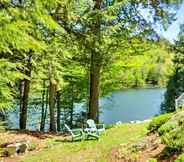 Others 6 Breathtaking Newbury Cottage w/ Deck on Chalk Pond