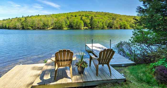 Lainnya Breathtaking Newbury Cottage w/ Deck on Chalk Pond