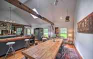 Lain-lain 7 Renovated Catskills Farmhouse w/ Game Room!