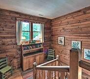 Lain-lain 5 Charming Historic Family Home w/ Mountain Views!