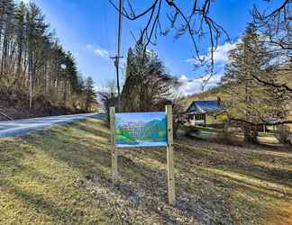 อื่นๆ 2 Waterfront Cottage on Greenbrier River!