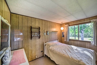 Others 4 Riverfront Suring Home: ATV Trails, Sunroom!