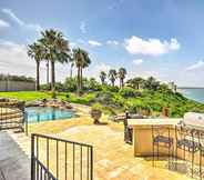 Others 5 Luxury Del Rio Home W/pool & Lake Views!