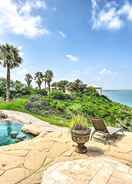 Imej utama Luxury Del Rio Home W/pool & Lake Views!