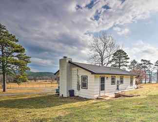 Others 2 Cozy Hodgen Cottage on 650-acre Property!