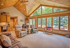 Lain-lain 3 Private Retreat w/ Dock on Middle Eau Claire Lake!