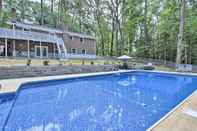 Others Family-oriented Richmond Home w/ Private Pool