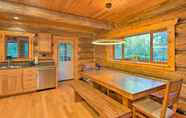 Others 2 Custom Riverfront Log Home Near Stevens Pass!