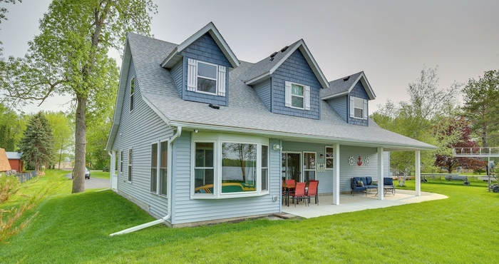 Others Stunning Waterville Home on Tetonka Lake!