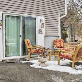 Primary image1Pet-friendly Hopewell Junction Apt w/ Grill!,达奇斯县公寓