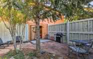 Others 4 Cozy Taos Studio w/ Patio, 3-block Walk to Plaza!