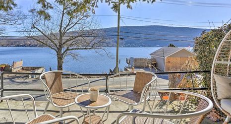 Others 2 Greenwood Lake Cottage w/ Grill & Lake Access