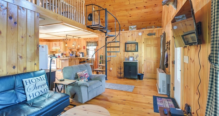 Lainnya Trenton Chalet - 7 Miles to Acadia National Park!