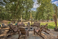 อื่นๆ All-encompassing Family Retreat Near Lake Texoma!