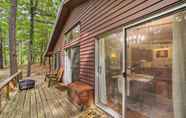 Lainnya 2 New! Kansas Cabin w/ Fire Pit + Amenity Access!