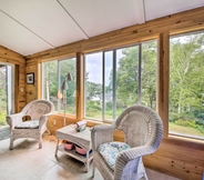 อื่นๆ 7 Charming Retreat w/ Deck ~ 4 Mi From Casco Bay!