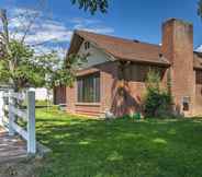 Others 3 Charming Home in Central Escalante w/ Mtn. Views!