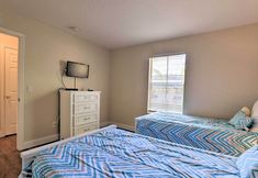 Others 6 10 Mi to Disney: Resort Getaway w/ Balcony!