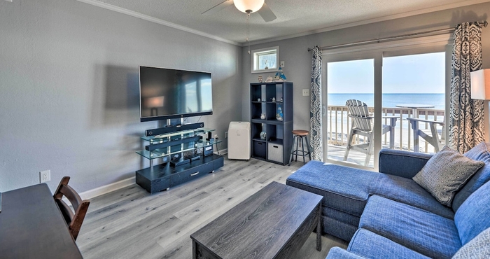 Lain-lain Beachfront Family Condo w/ Stunning Views!