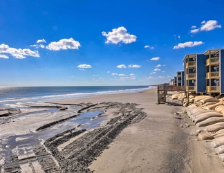 Lain-lain 2 Beachfront Family Condo w/ Stunning Views!