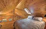 Others 6 Secluded Waynesville Cabin ~ 13 Mi to Skiing!