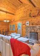 Imej utama Secluded Waynesville Cabin ~ 13 Mi to Skiing!