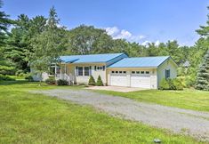 Others 5 Updated Family Home ~ 1 Mile to Delaware River!