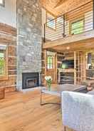 Imej utama Custom Creekside Cabin 15 Mi From Asheville!