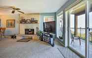 Others 4 Cozy Oregon Resort Condo - Steps to Lincoln Beach!
