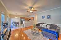 อื่นๆ Charming Greensboro Townhouse With Back Patio!