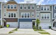 Lainnya 5 Sleek Durham Townhome Near Dtwn w/ Balcony!