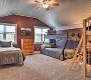 Others 6 Secluded Vacation Rental, 8 Mi to Cannon Mountain!