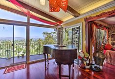 อื่นๆ 6 Colorful El Cajon Gem: Deck, Garden & Valley Views