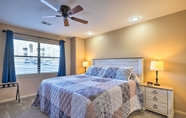 อื่นๆ 7 Walk-in Branson Condo With 2 King Beds