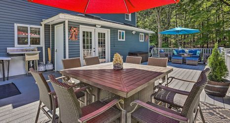 其他 2 Stunning South Fallsburg Home w/ Pool & Deck!