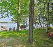 Others 7 White Lake Home W/patio, Fire Pit, Boat Dock!