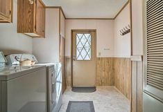 其他 2 Charming Grants Pass Home w/ Large Backyard!