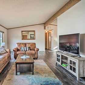 Primary image 1 Charming Grants Pass Home w/ Large Backyard!, Josephine County Hotels