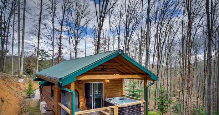 Others Superb Bryson City Studio Cabin W/hot Tub & Patio!