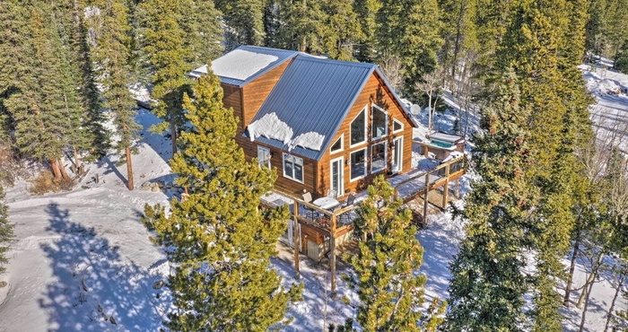 Others Private Rocky Mtn Cabin w/ Hot Tub, 16 Mi to Breck