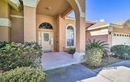 Others 4 Clermont Villa w/ Lanai ~ 12 Miles to Disney!