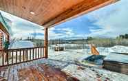 Others 6 Charming Bedford Cabin w/ Private Hot Tub!