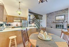 Others 3 4 Mi to Windham Mountain: Ski Getaway!