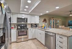 อื่นๆ 5 Indian Shores Condo w/ 2 Balconies & Pool Access!