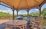 Lainnya 4 Rustic Cabin w/ Wraparound Porch & Mountain Views!