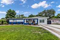 Others Seminole Home w/ Gorgeous Outdoor Dining Area