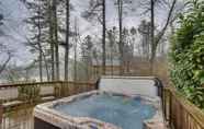 Others 6 Lakefront Butler Home w/ Hot Tub, Fire Pit + Dock
