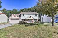 Others Cozy Duplex Close to Toledo Botanical Garden