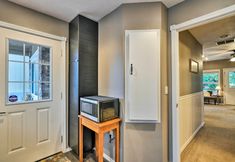 Lainnya 5 Cute & Cozy PDX Area Townhouse: 31 Mi to Mt. Hood!